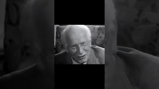 Карл Юнг о важности Бога смотреть онлайн
