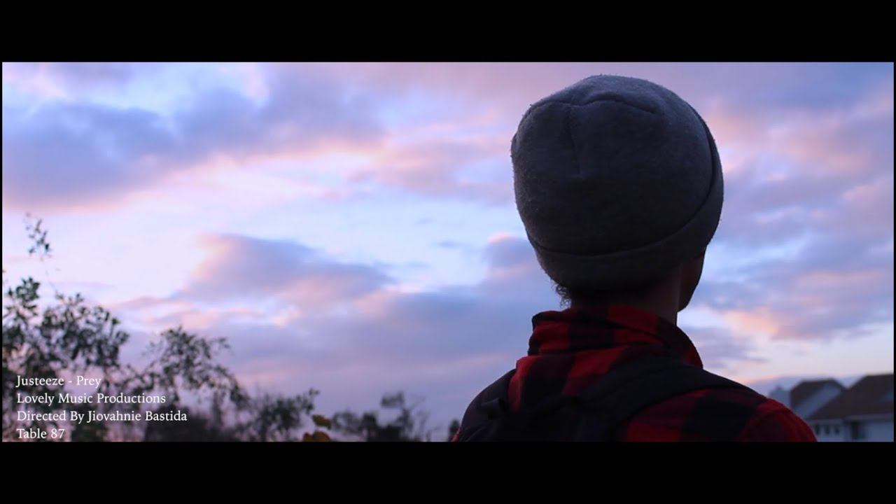 Justeeze - Prey (Official Music Video) смотреть онлайн