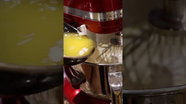 You Have Never Ate A More Delicious Lemon Cake