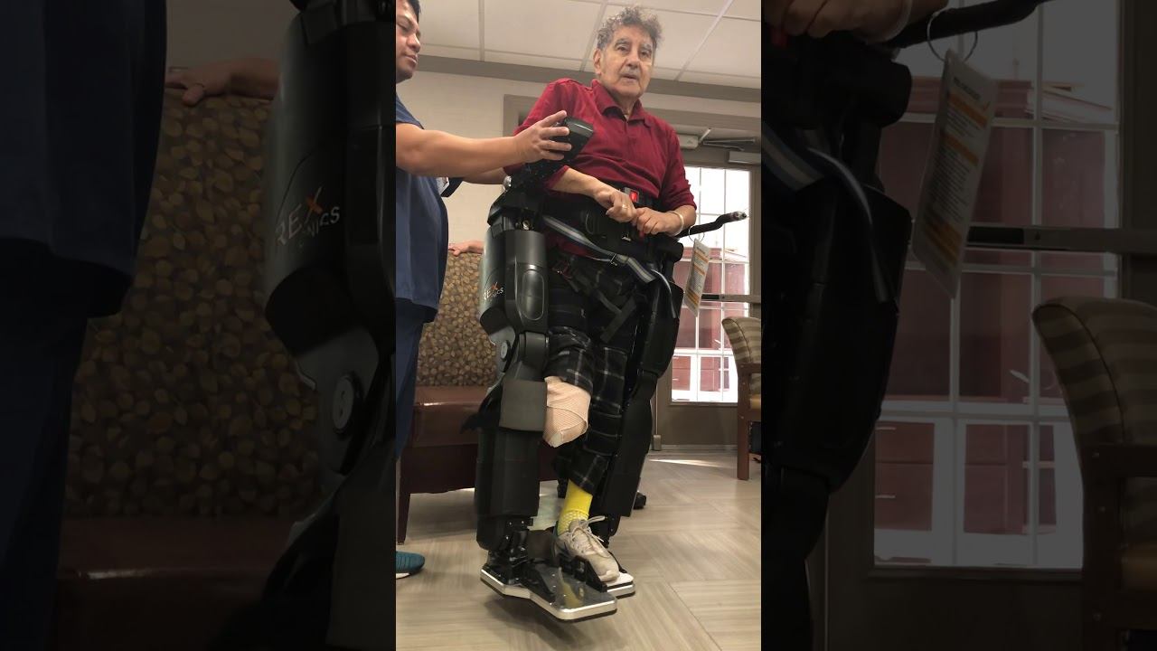 CareOne Robotics Helps Amputee Take First Steps смотреть онлайн