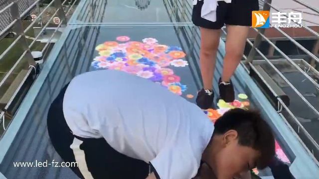 LED Glass Trestle Screen For Transparent Or Full Color