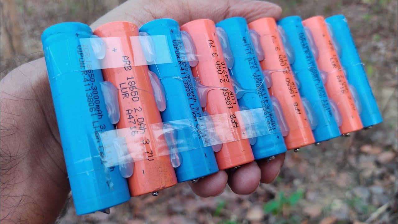 How to make 12v Lithium Ion Battery Pack || 12 volt 8Ah Li-Ion Battery Pack смотреть онлайн