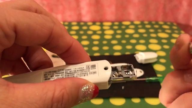 テルモ　体温計　電子体温計C230 の電池交換！ смотреть онлайн