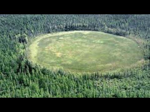 Здесь нет ни птиц,ни насекомых ни зверей,а людей бросает в дрожь при приближении.Аномальные зоны