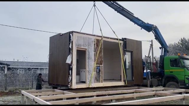 Монтаж модульного дома #модульныедома #модульныйдом #модульныедомаспб #домподключ смотреть онлайн