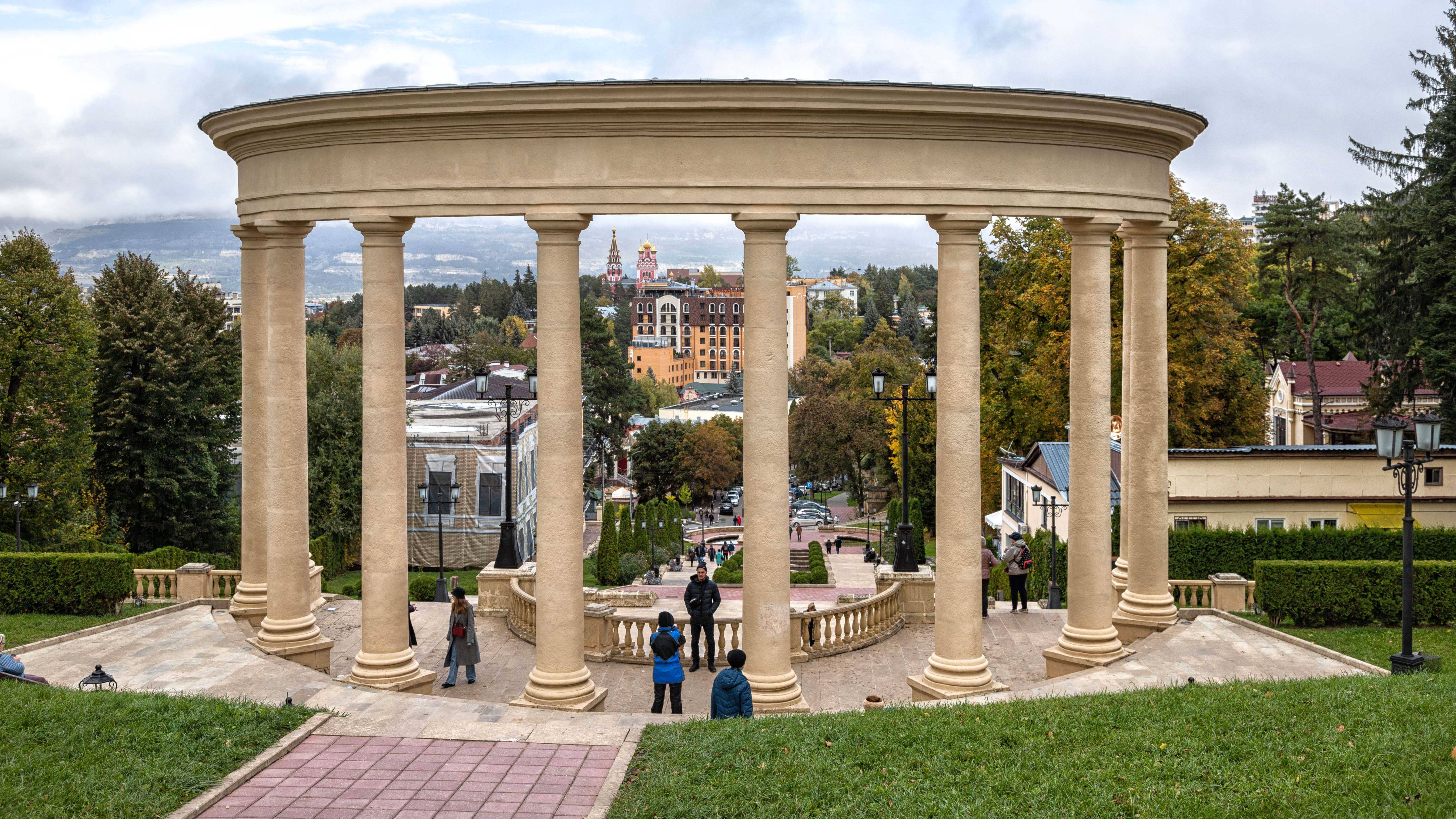 Обзорная прогулка по Кисловодскому парку смотреть онлайн