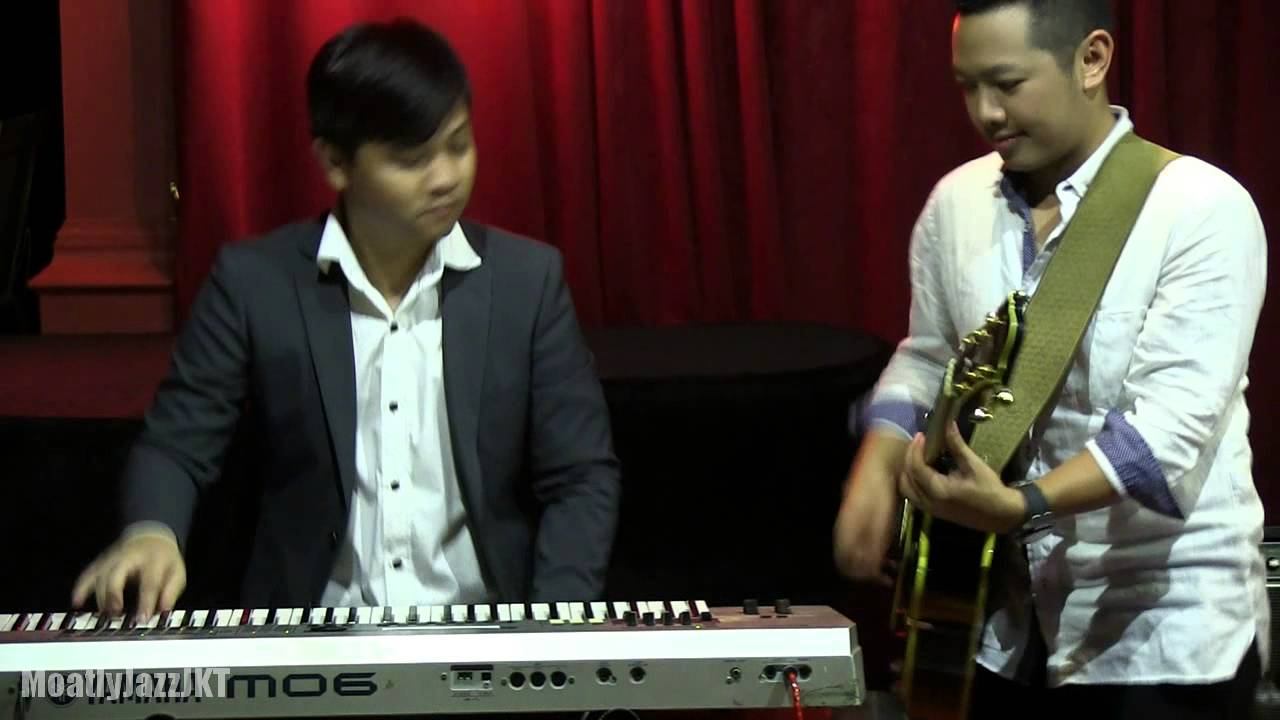 Ari Pramundito - Exhale @ Mostly Jazz 11/04/14 [HD] смотреть онлайн