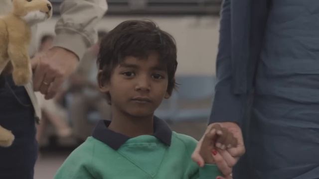 This Couple Adopted An Indian Boy, But 25 Years Later They Found Out Truth About His Birth Family смотреть онлайн
