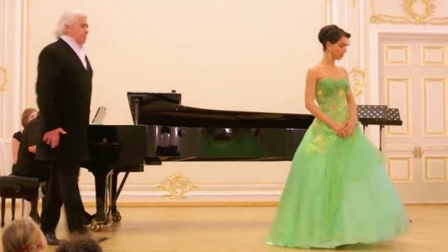 Дуэт "Помнишь ли ты?" - Н. Славинская, В. Самсонов смотреть онлайн