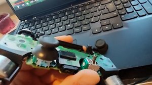 Залипает стик на джойстике PS4. Ремонт#2