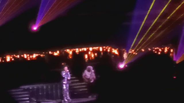 Queen w/Adam Lambert Philly Nov 2023 "Who wants to live forever" смотреть онлайн