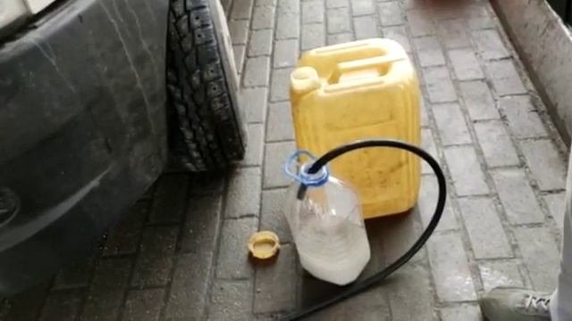 вода вместо дизтоплива АЗС Лукойл МКАД 28км вл2. 27.02.2021. видео 2. смотреть онлайн