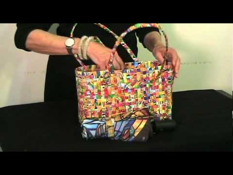What's in my Recycled Juice Pack Tote Bag? смотреть онлайн