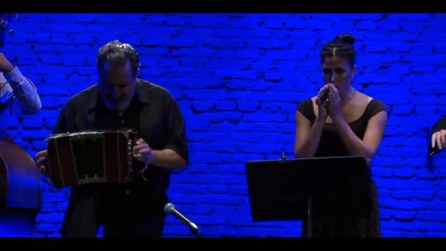 Nuevo Quinteto Azul - Alguien Le Dice Al Tango (Piazzolla/Borges)