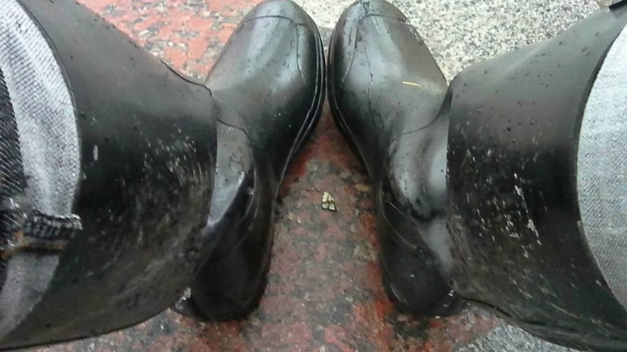 My new Burberry Man art. 1542 black gloss rubber boots. смотреть онлайн