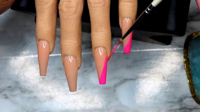 Neon pink side French nails with cheetah print смотреть онлайн