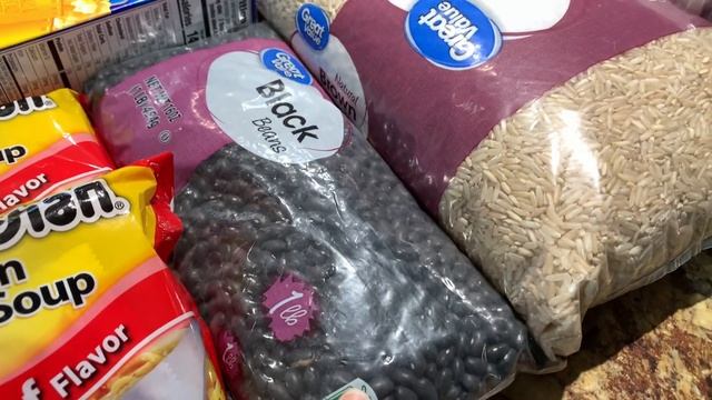 $45 Stockpile Trip to Walmart | Prepper Pantry on a Budget смотреть онлайн