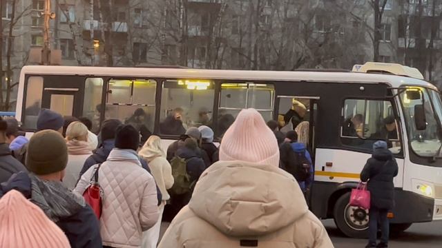 121 маршрут Рублёвка не справляется с наплывом мигрантов метро Молодёжная