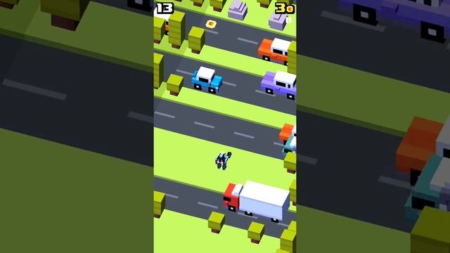 Crossy road-обзор персонажа ЕРОСН смотреть онлайн