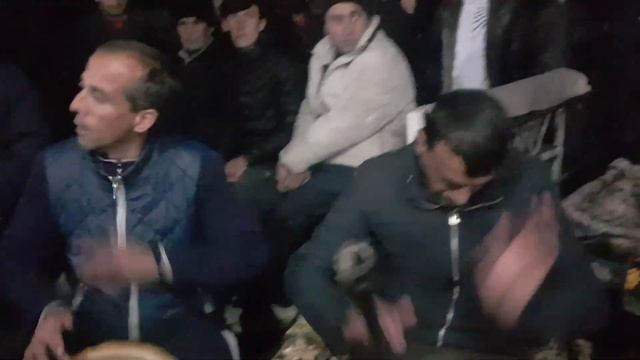 Дар деҳаи ЧОЙХОНАИ ЁВОН базми устод ХАЙРИДДИНИ БОЗОР тамошо кунед ва боз ОБУНА шавед.