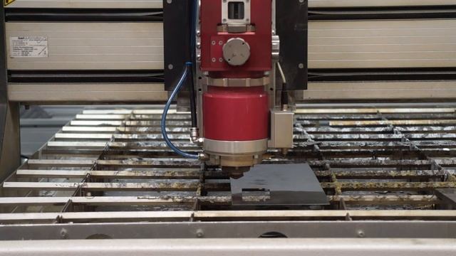 Лазерная резка металла смотреть онлайн