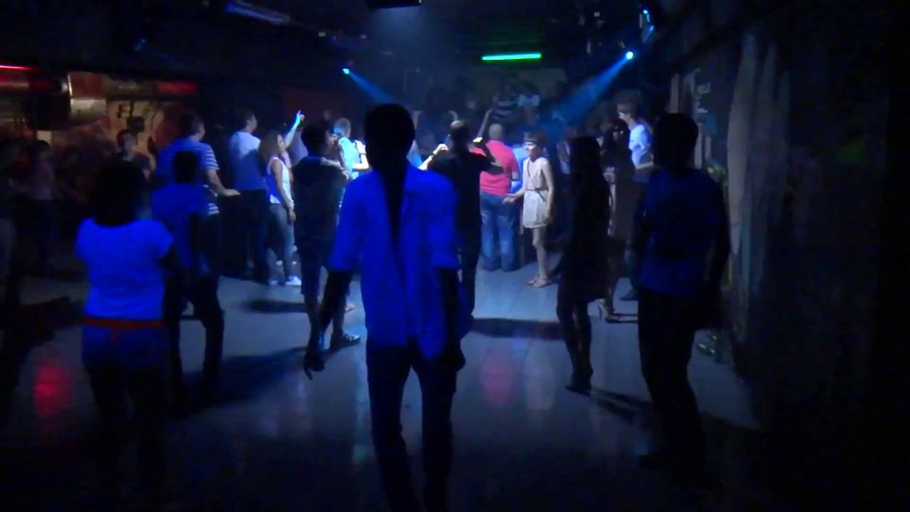 Base Club последний день рождения смотреть онлайн