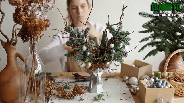 Christmas Poligonal Deer By Elmarto