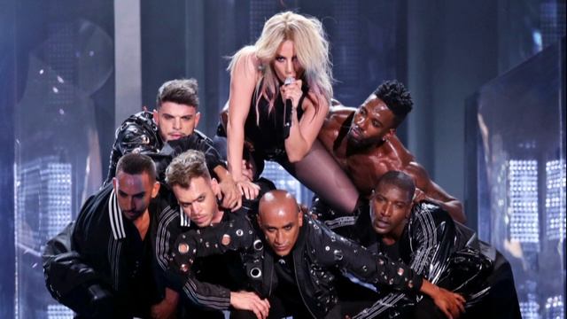 Lady Gaga - Bad Romance Instrumental (Coachella)