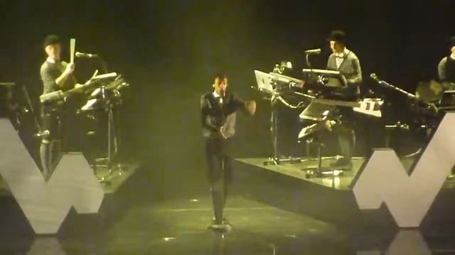 STROMAE CONCERT 3   08 03 2014  Amiens Batard