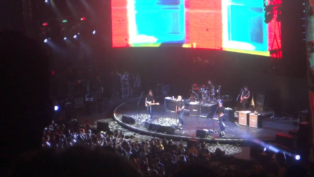 The Offspring Days Go By live at KROQ Weenie Roast 2012 смотреть онлайн