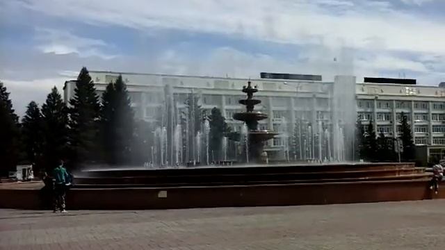 Фонтан г. Семей.Бакберген Султан смотреть онлайн