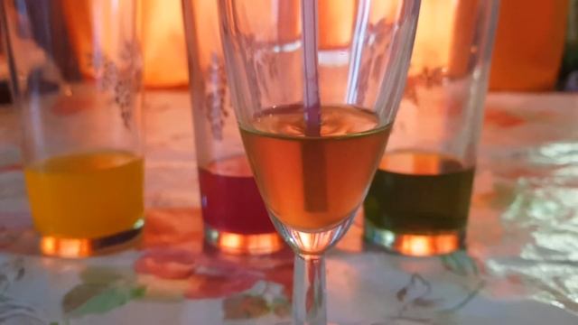4 ИНТЕРЕСНЫХ ТРЮКА С ВОДОЙ смотреть онлайн