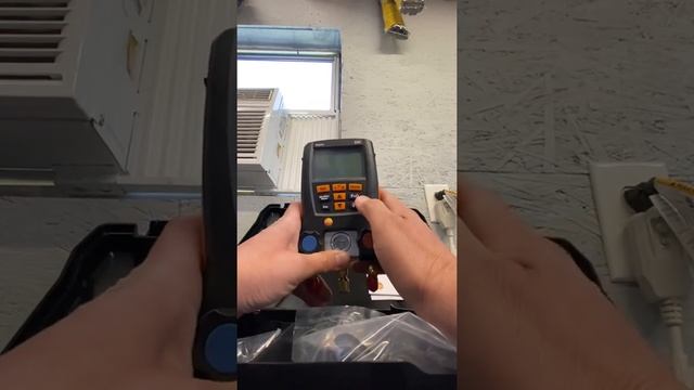 Testo 550 HVAC Gauges