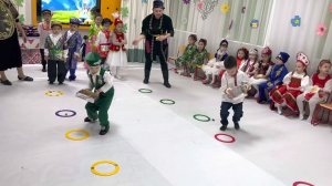 22 Наурызға арналған ойындар. Теңғе алу