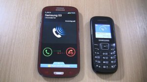 Incoming call & Outgoing call at the Same Time Samsung S3 red +Samsung 1200M black