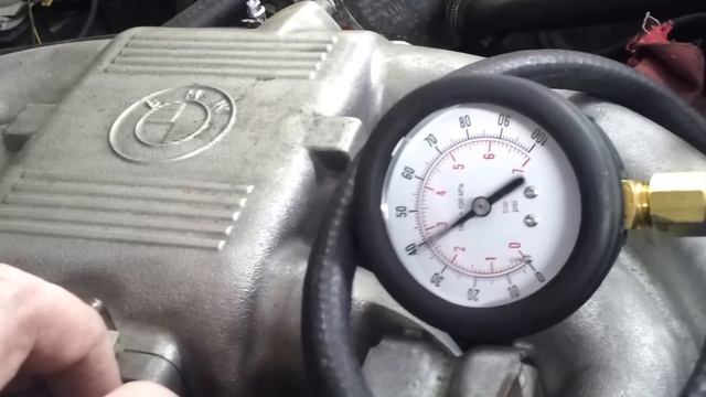 Bmw E30 M20b25 Pomiar Ciśnienia Paliwa
