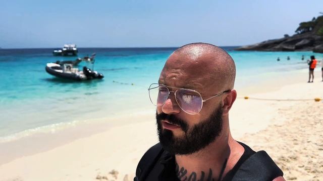 Симиланские острова как Сейшелы и Мальдивы?