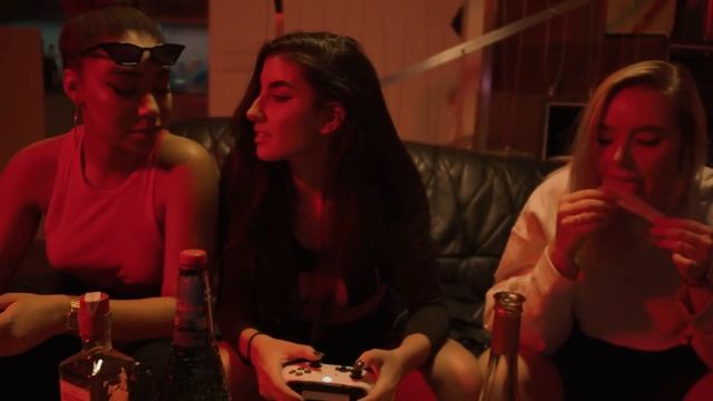 RADIKAL CHEF - JET SKI feat. CA$HANOVA BULHAR (prod. JIMMY TORRIO & BAWER) смотреть онлайн