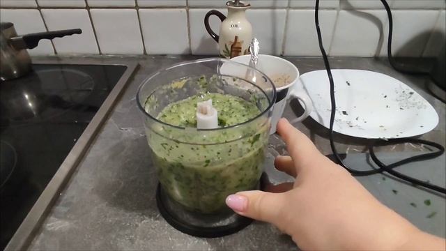 Завтрак из овощей и фруктов в блендере. Сытный с ряженкой и семенами льна. смотреть онлайн