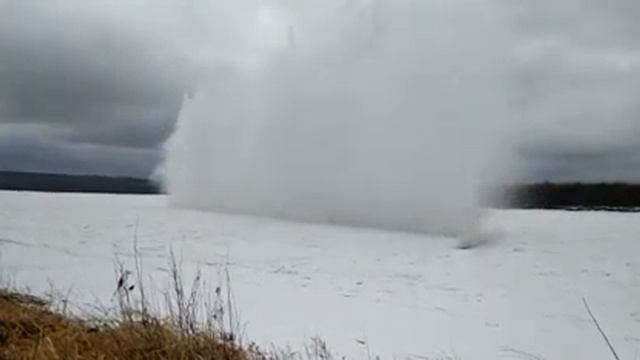 Подрыв льда на Амуре смотреть онлайн