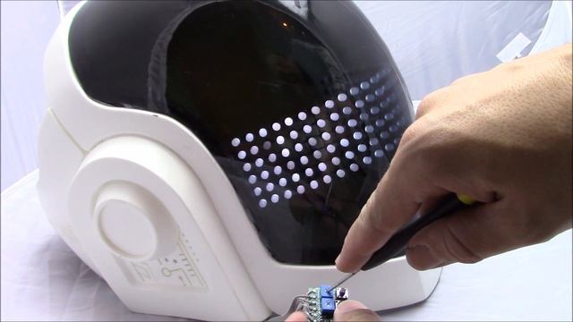 TRON DIY LED kit Demo of Animations (Guy Helmet) смотреть онлайн
