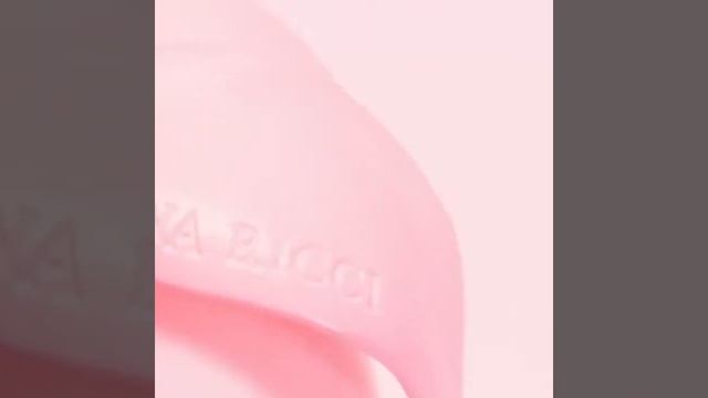 Nina Ricci Nina Rose смотреть онлайн