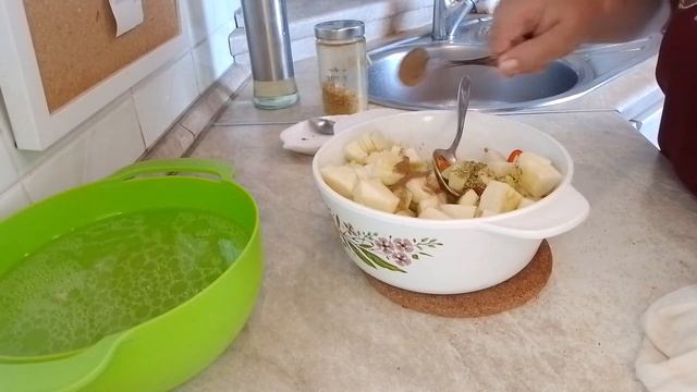 Никто не откажется от такого летнего супа. смотреть онлайн