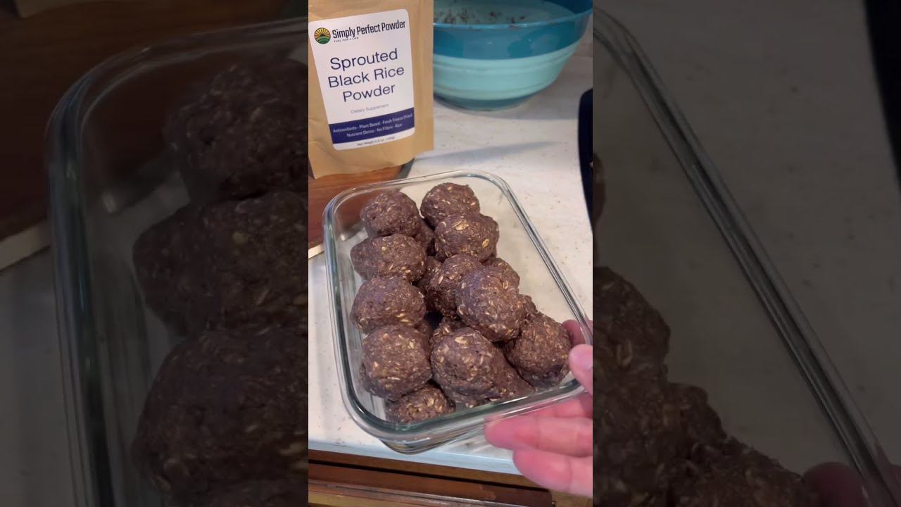 How To Use Sprouted Black Rice Powder… Mix into Protein/ Energy Bites. By: Simply Perfect Powder смотреть онлайн