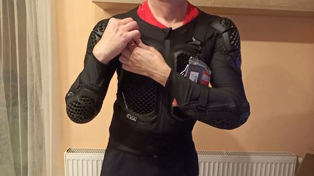 Alpinestars Bionic Action V2 смотреть онлайн