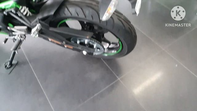 Kawasaki Ninja 125 смотреть онлайн