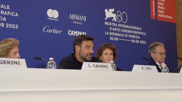 Venezia 80 Edoardo Leo presenta "L'Ordine del Tempo": "Arricchito come uomo e artista" смотреть онлайн