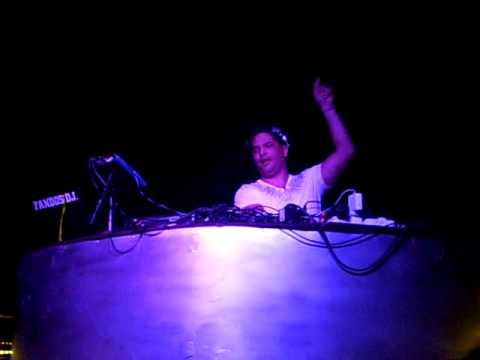 Alejandro Montero @ Creamfest, Reconquista, Argentina 01/01/2010 смотреть онлайн