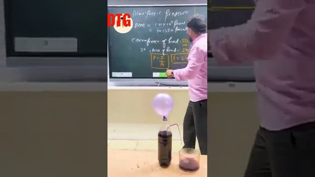 Atmospheric pressure experiment #Sort video #funy video смотреть онлайн