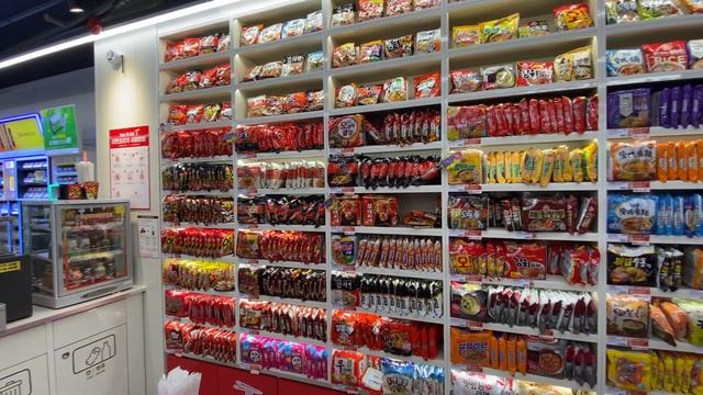 24 Hour Ramen Vending Machine Restaurant in Korea | Hongdae Ramen Library смотреть онлайн